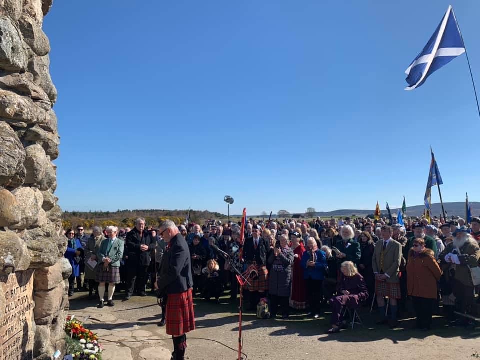 Clan Fraser Association of Germany lays a wreath at Culloden Battlefield for its 280th anniversary